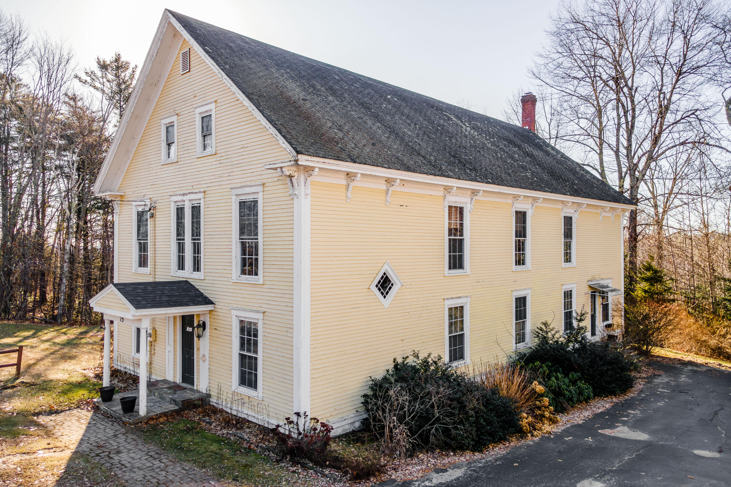 75 Main Road Charleston ME 04422