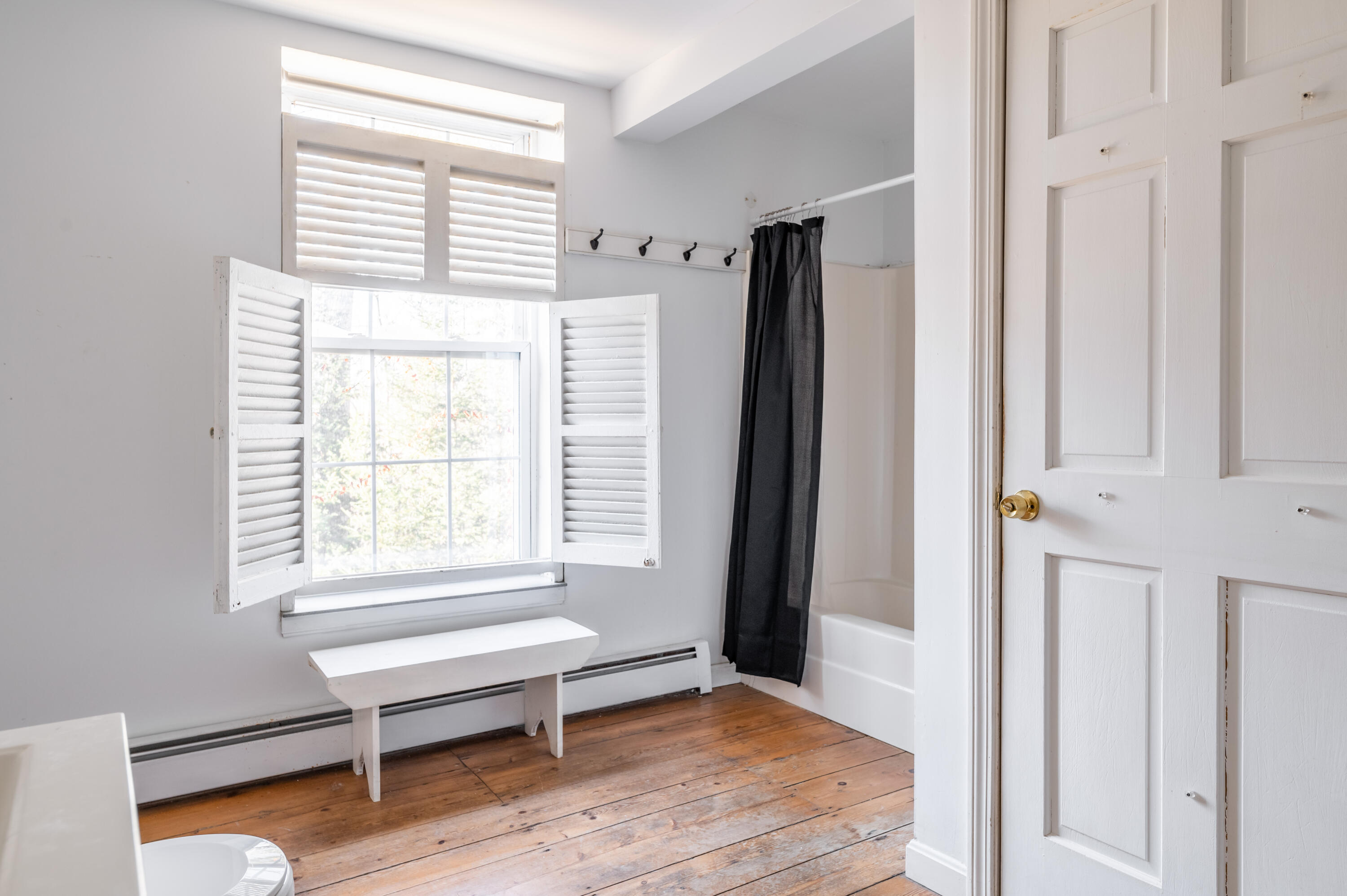 75 Main Road Charleston ME 04422