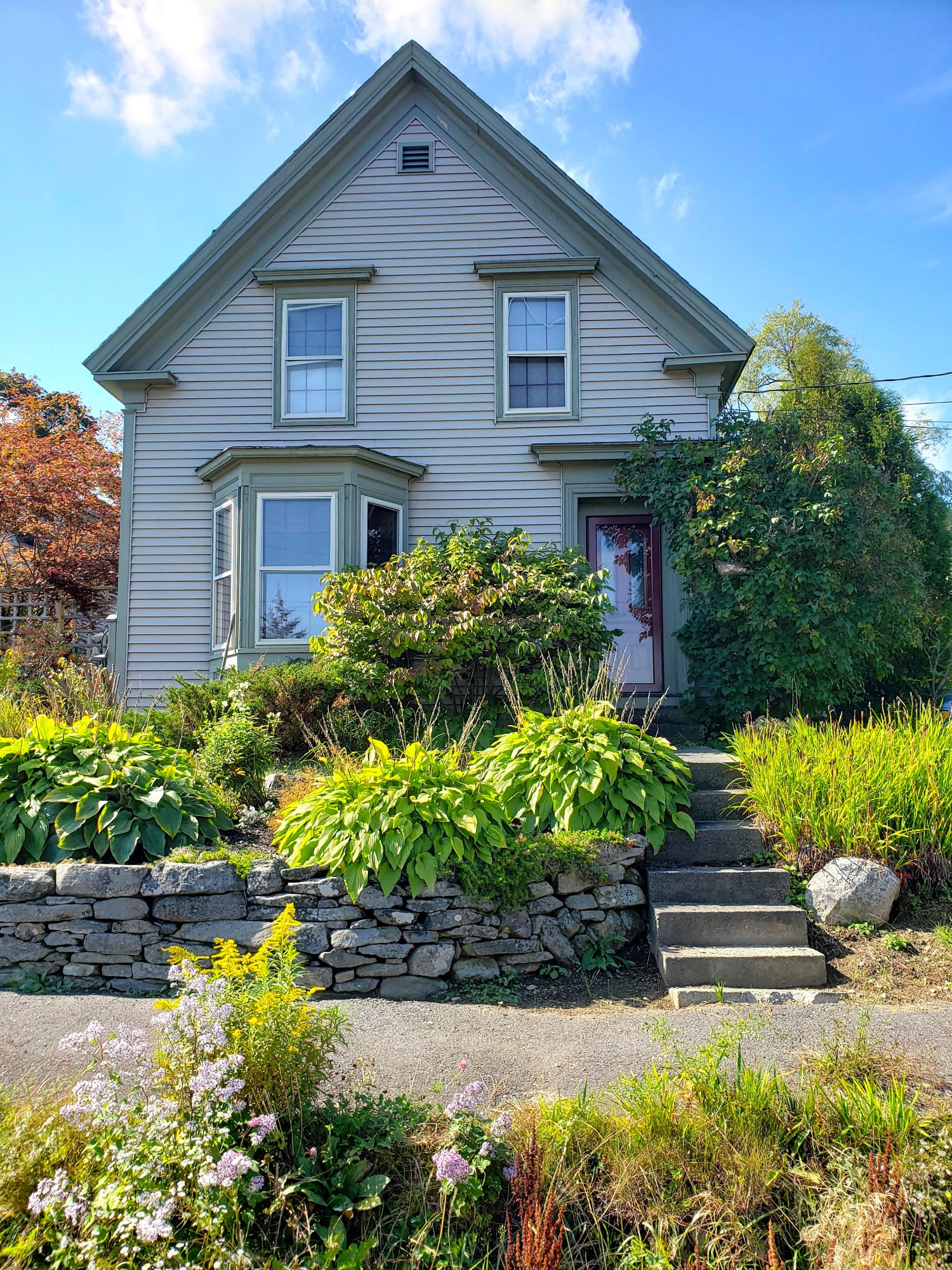 21 Bayview Street Belfast, ME real estate