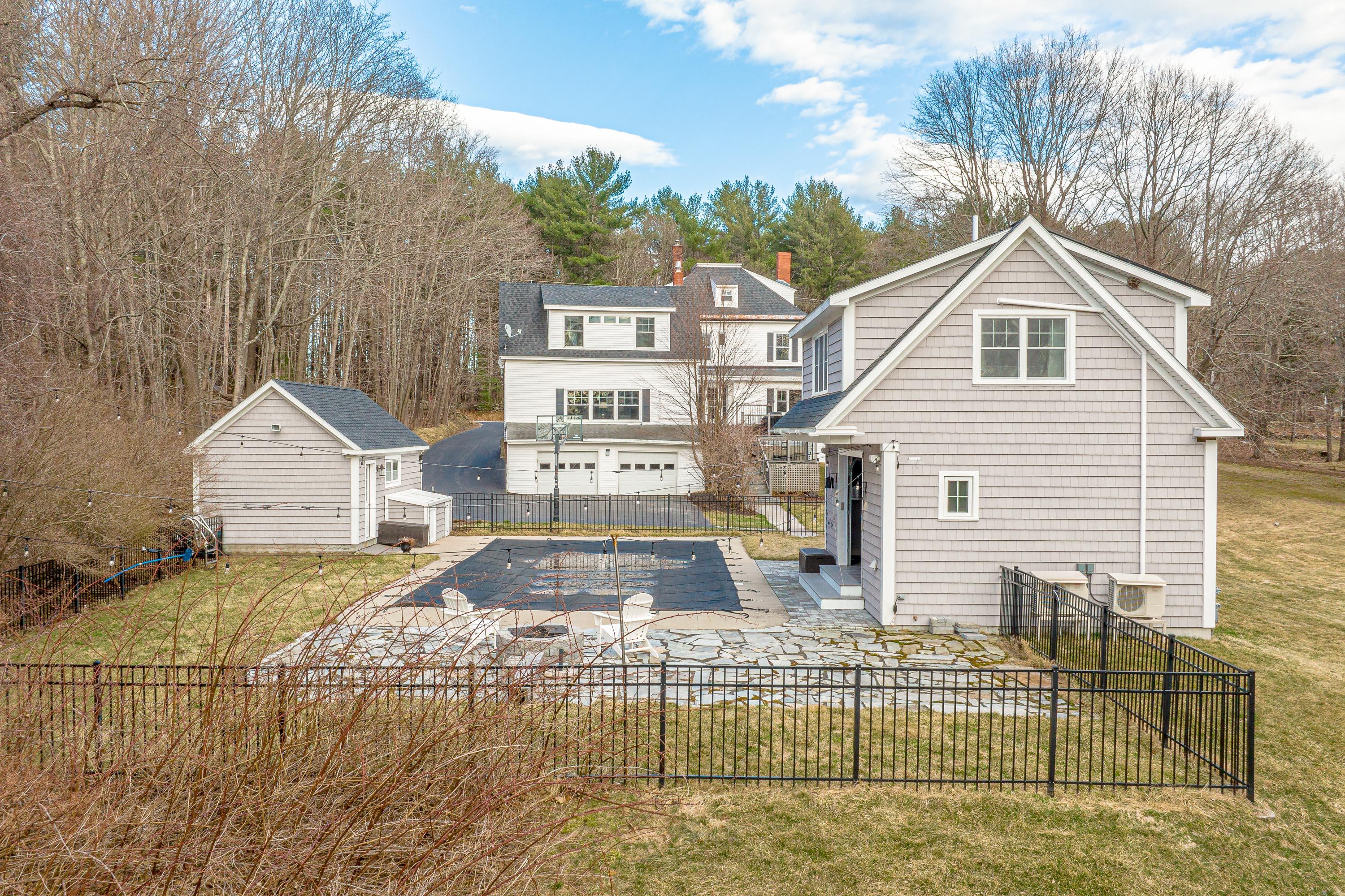 186 Foreside Road Cumberland ME 04110