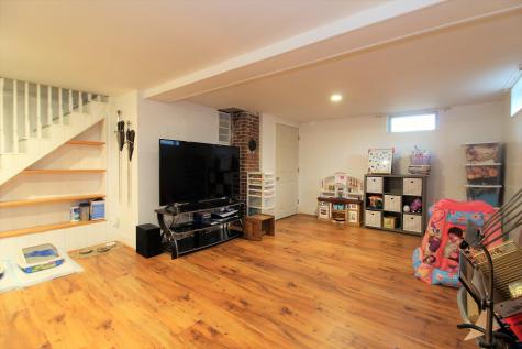 14 Peavey Avenue Windham ME 04062