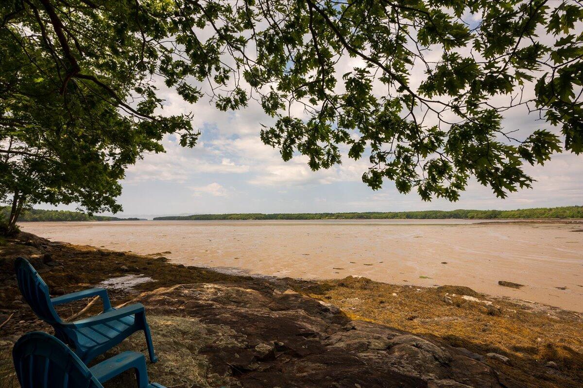 76 Donahue Drive South Thomaston ME 04858