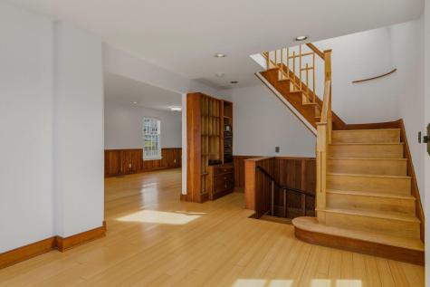 17 Commercial Street Kittery ME 03904