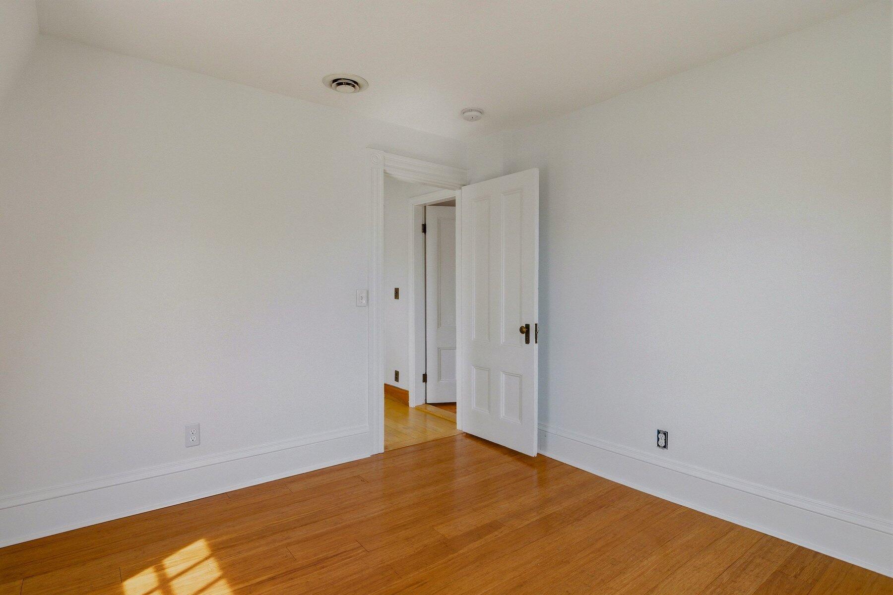 17 Commercial Street Kittery ME 03904