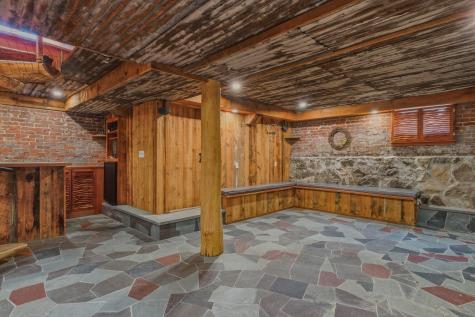 17 Commercial Street Kittery ME 03904