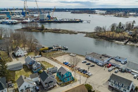 17 Commercial Street Kittery ME 03904