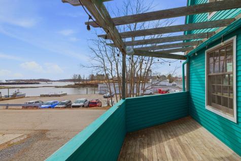 17 Commercial Street Kittery ME 03904