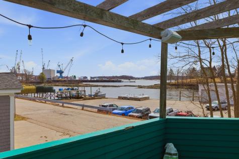 17 Commercial Street Kittery ME 03904