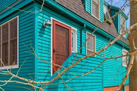 17 Commercial Street Kittery ME 03904