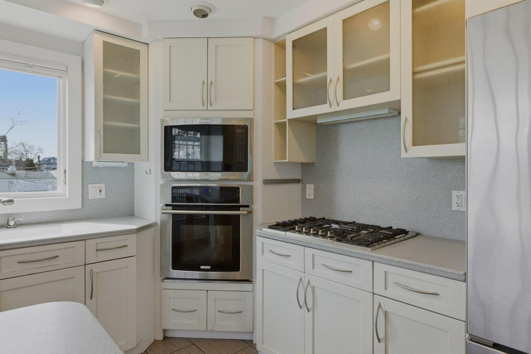 17 Commercial Street Kittery ME 03904