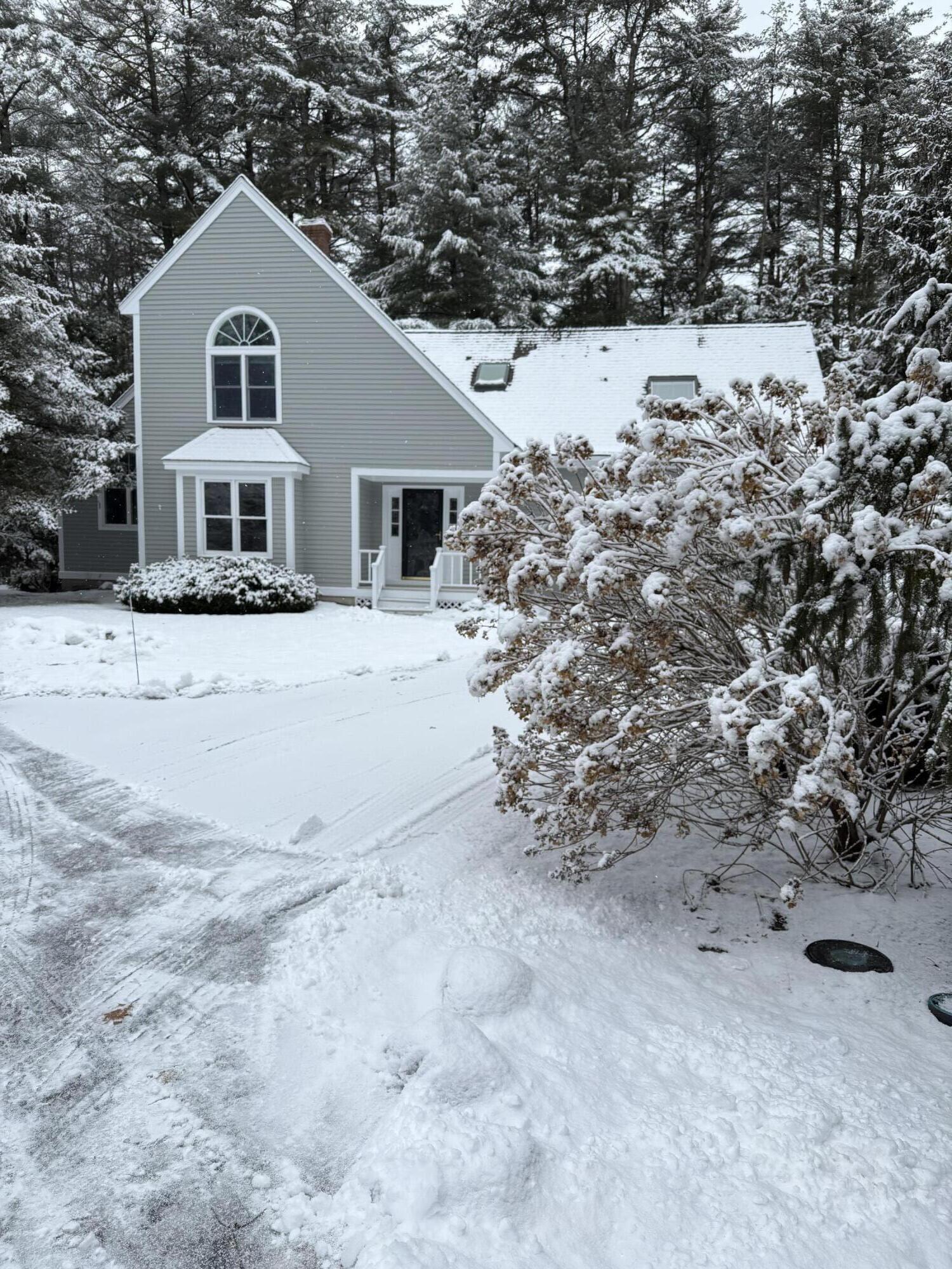 8 Ash Lane York ME 03909