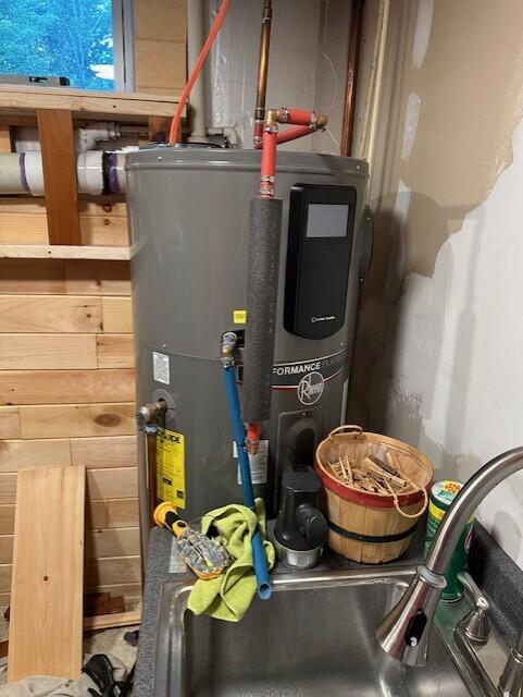 581 Western Avenue Dixmont ME 04932