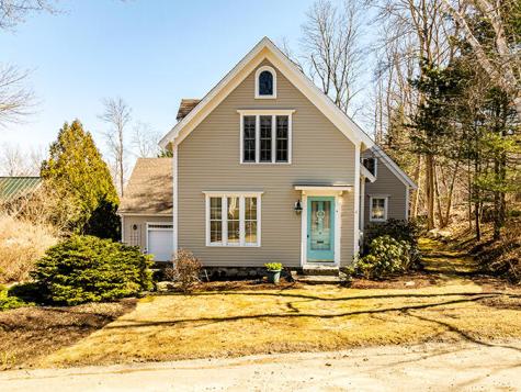 8 Chestnut Hill Camden ME 04843