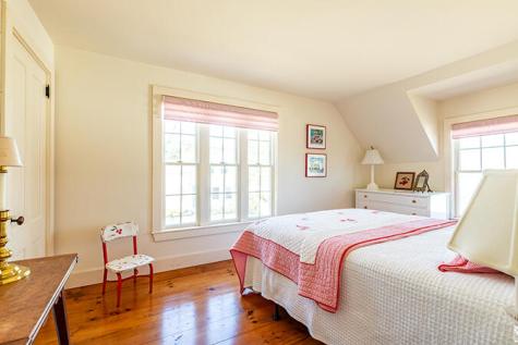 8 Chestnut Hill Camden ME 04843