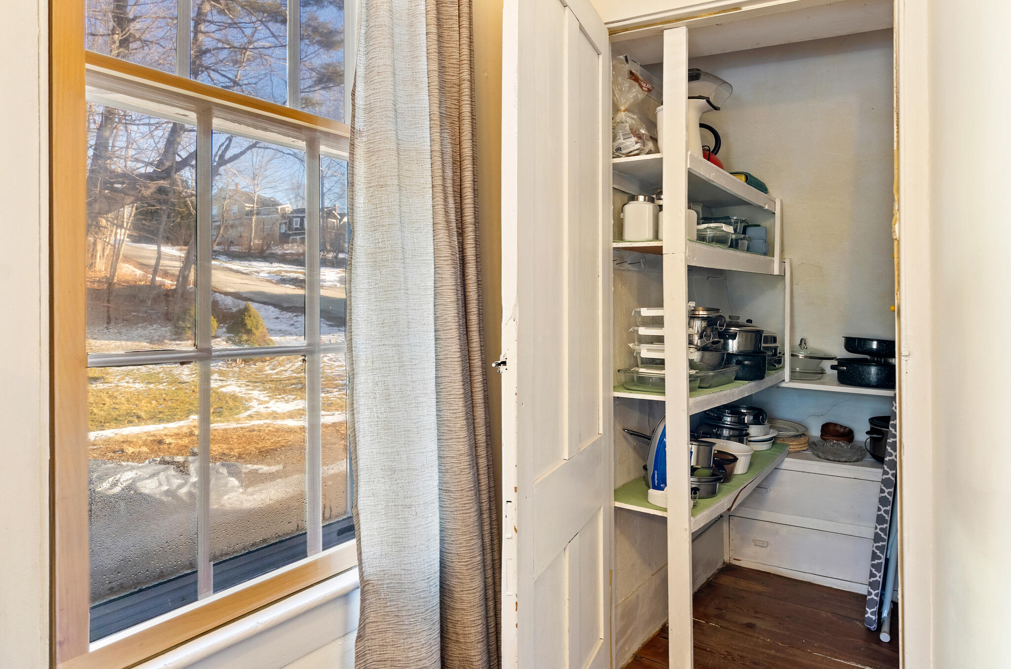 16 School Street Waldoboro ME 04572