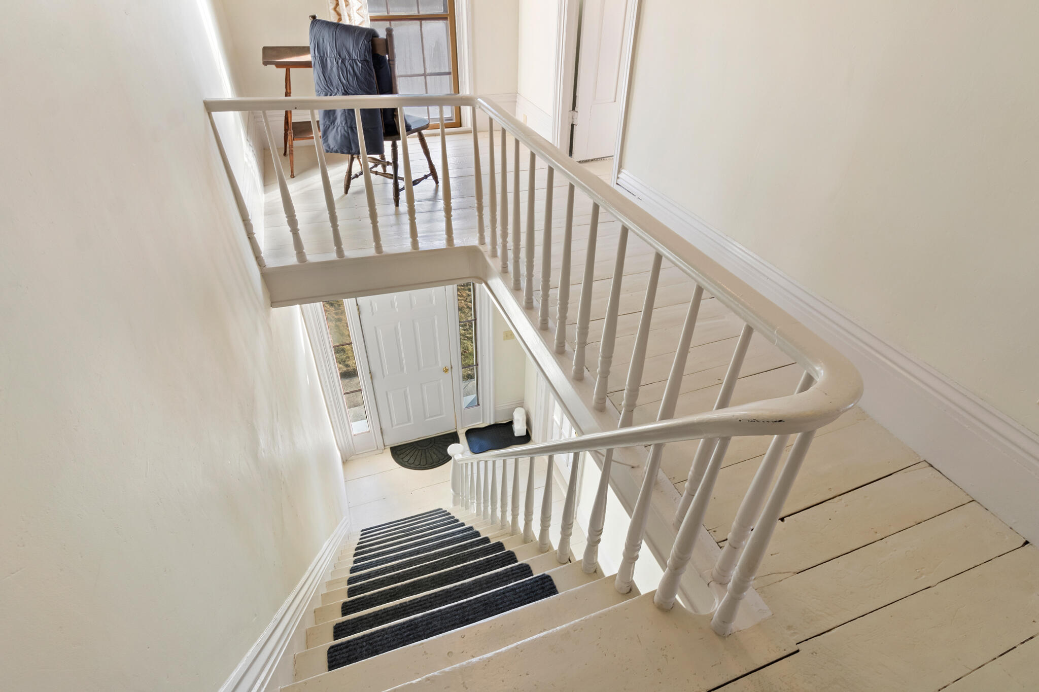 16 School Street Waldoboro ME 04572