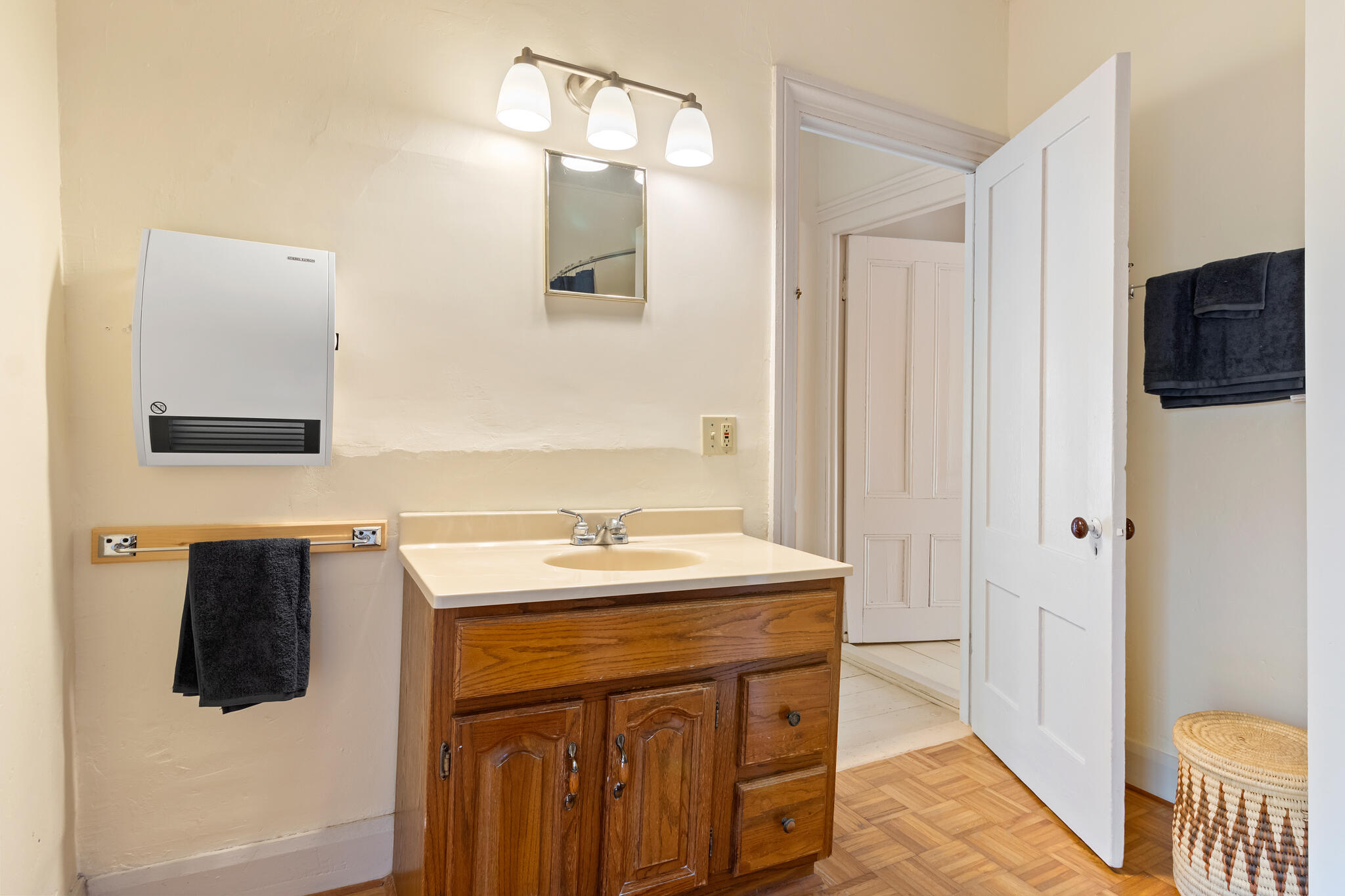 16 School Street Waldoboro ME 04572