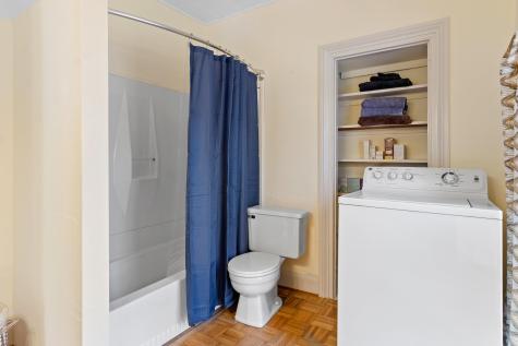 16 School Street Waldoboro ME 04572