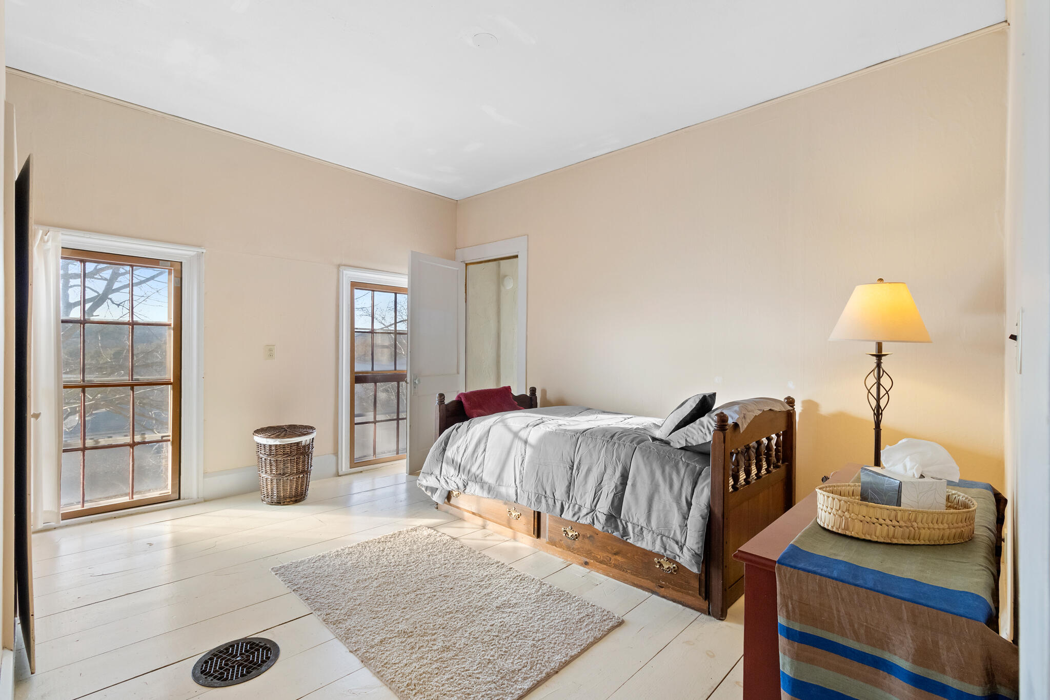 16 School Street Waldoboro ME 04572