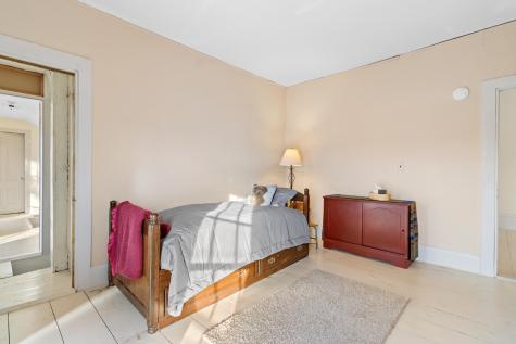 16 School Street Waldoboro ME 04572