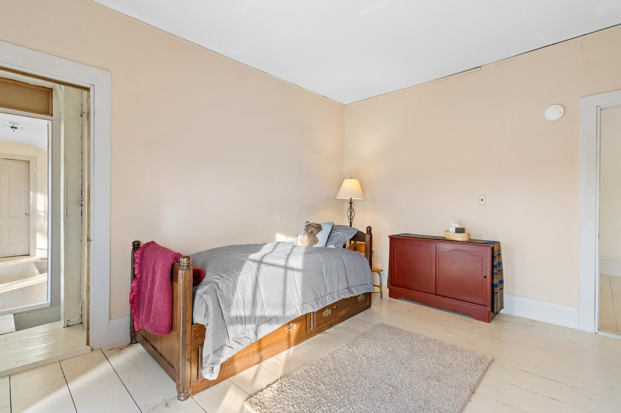 16 School Street Waldoboro ME 04572