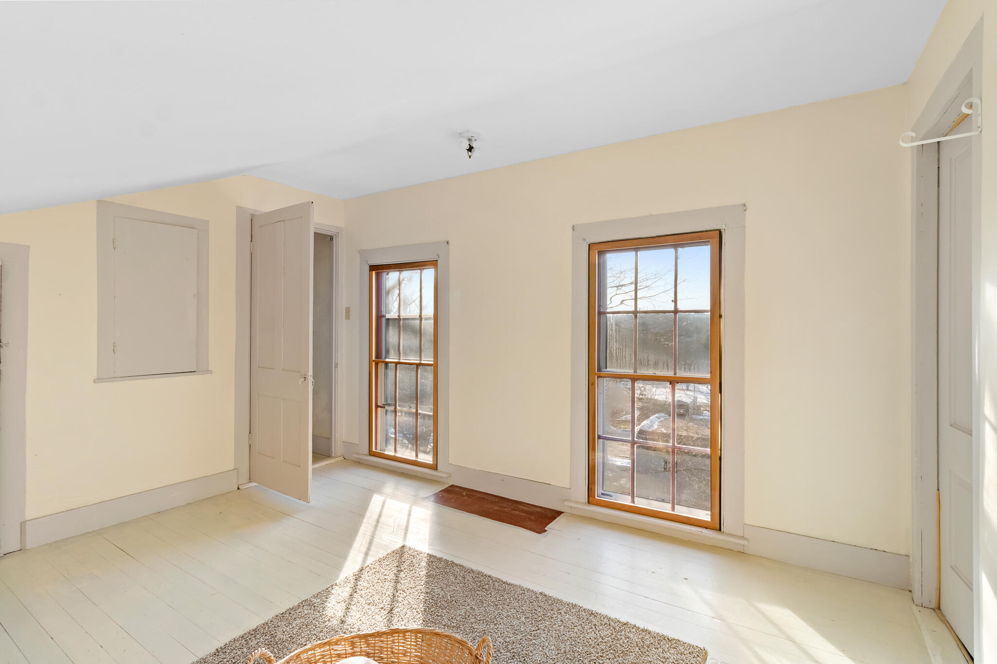 16 School Street Waldoboro ME 04572