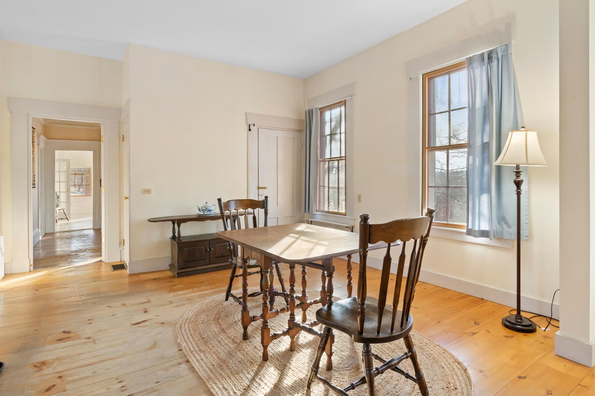 16 School Street Waldoboro ME 04572