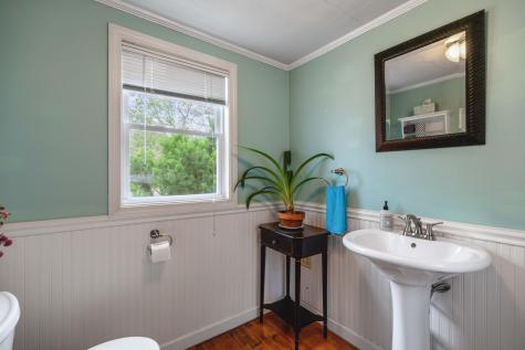 53 Summit Street Portland ME 04103