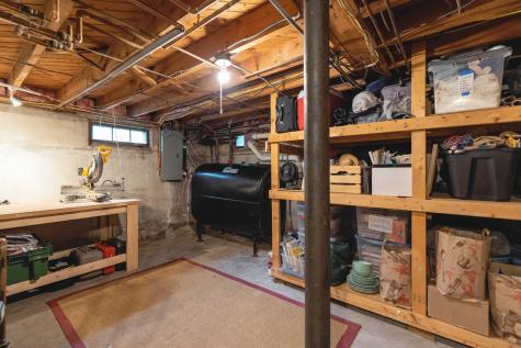 53 Summit Street Portland ME 04103