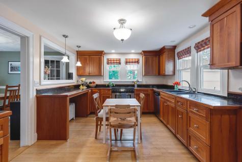 53 Summit Street Portland ME 04103