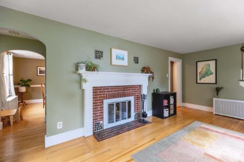 53 Summit Street Portland ME 04103