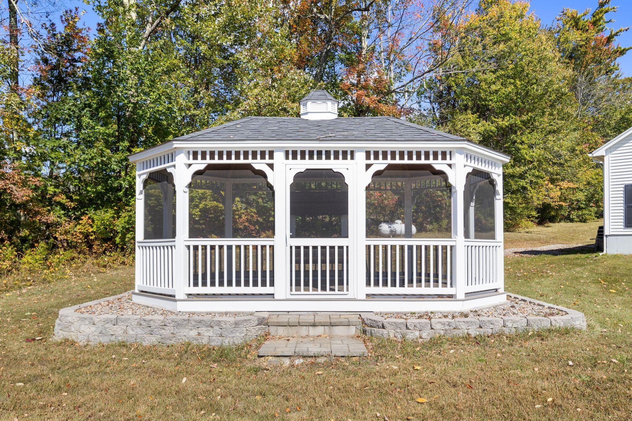 199 Stagecoach Road Parsonsfield ME 04047