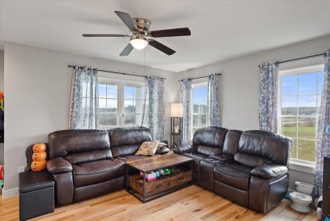 18 Boxwood Lane Hermon ME 04401