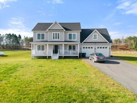 18 Boxwood Lane Hermon ME 04401