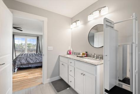 18 Boxwood Lane Hermon ME 04401