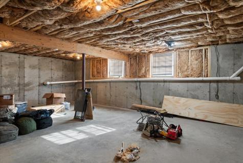 18 Boxwood Lane Hermon ME 04401