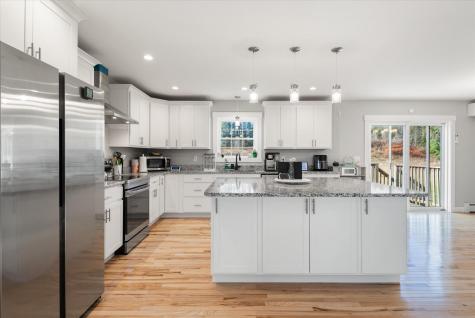 18 Boxwood Lane Hermon ME 04401