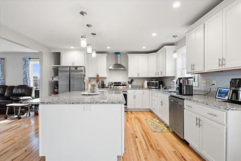 18 Boxwood Lane Hermon ME 04401