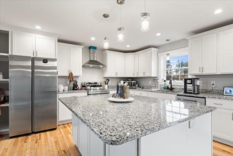 18 Boxwood Lane Hermon ME 04401