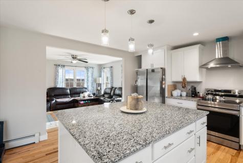 18 Boxwood Lane Hermon ME 04401