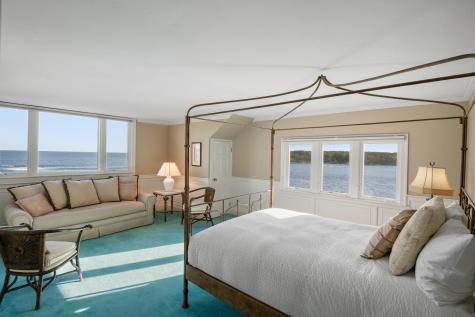 21 Starboard Lane York ME 03911