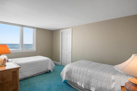 21 Starboard Lane York ME 03911