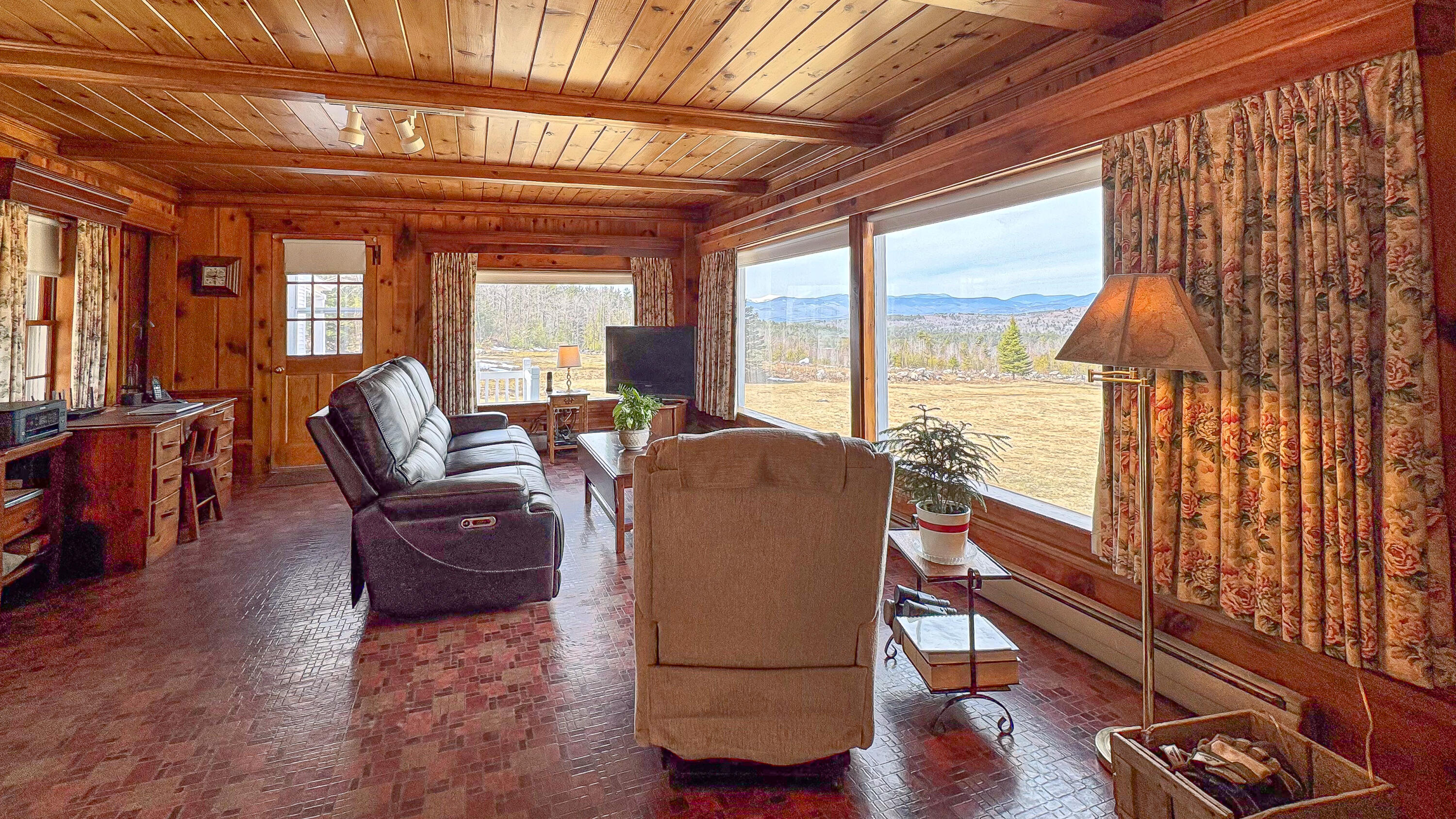 199 Lovell Road Sweden ME 04040