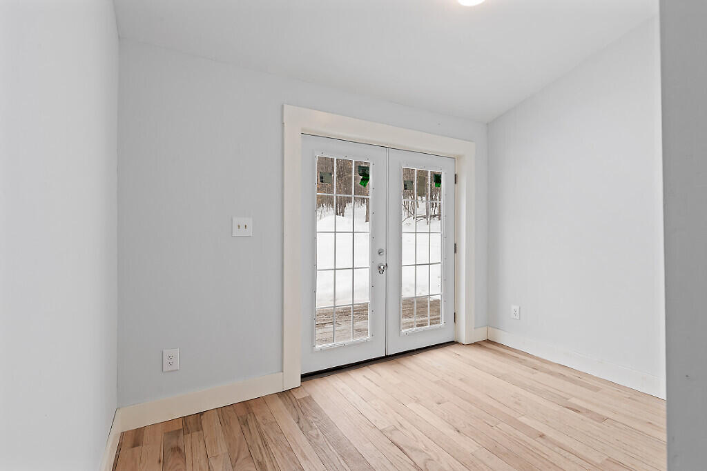 8 Magnolia Lane Starks ME 04938
