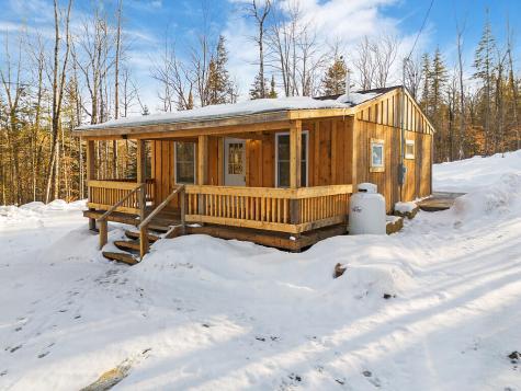 8 Magnolia Lane Starks ME 04938