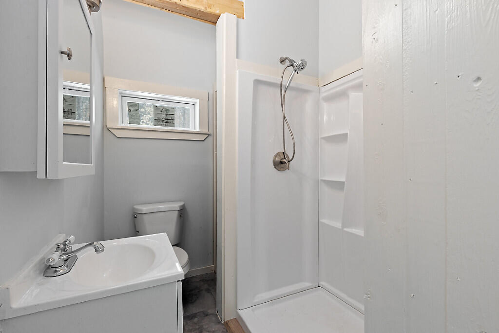 8 Magnolia Lane Starks ME 04938