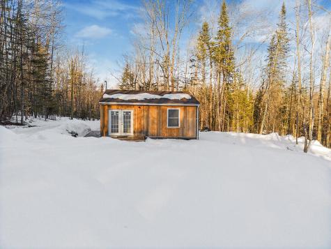 8 Magnolia Lane Starks ME 04938