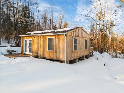 8 Magnolia Lane Starks ME 04938