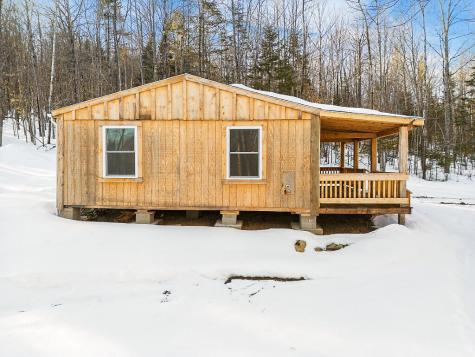 8 Magnolia Lane Starks ME 04938