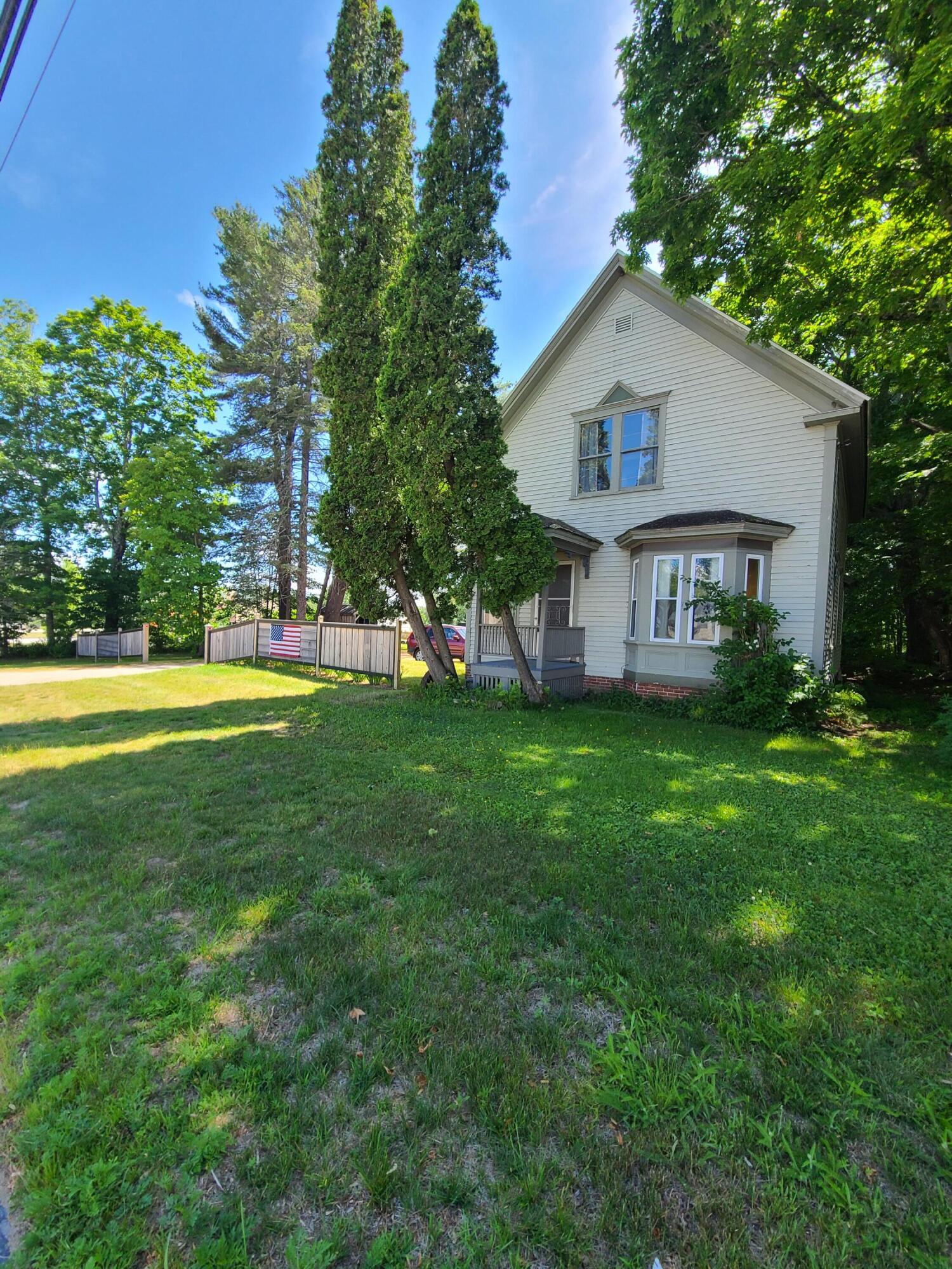 518 Main Street Oxford ME 04270